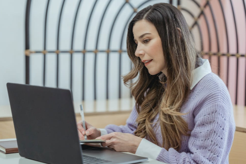 網(wǎng)店為什么需要專業(yè)的客服外包？