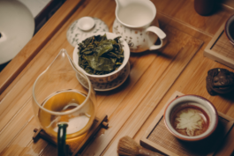 如何在電腦版拼多多平臺上購物？網店又該如何運營？