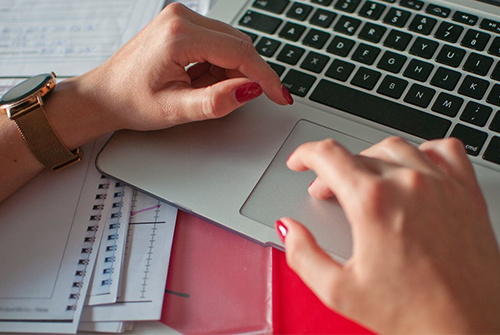 拼多多店鋪必須裝修嗎？如何裝修？