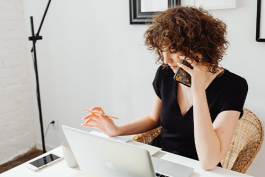 抖音網(wǎng)店客服售前售后工作內(nèi)容分別是什么?