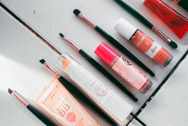 抖音網(wǎng)店怎么選擇貨源類(lèi)目?新手店主如何選擇貨源?