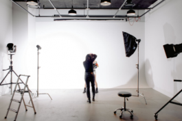 為什么要關注抖音櫥窗帶貨技巧?(抖音櫥窗帶貨的關鍵技巧)