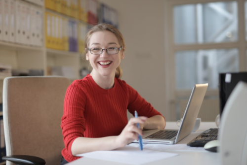 在哪里能找到快手小二？快手小二的工作職責