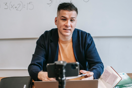 新人快手直播怎樣做到不冷場？有什么技巧？