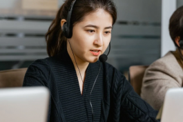 拼多多客服開場白話術怎么說?如何提升客服專業能力?