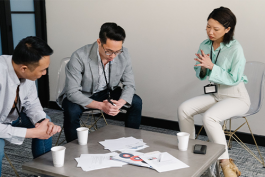 什么是拼多多客服團(tuán)隊(duì)話術(shù)?(使用客服團(tuán)隊(duì)話術(shù)的方法)