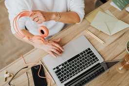 如何開通快手網店?怎么設置上架商品?