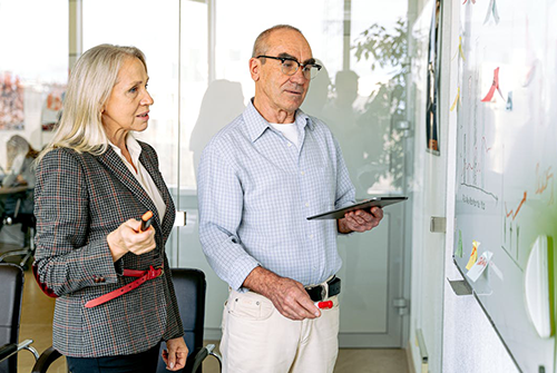 拼多多無貨源店群如何運(yùn)營？店鋪如何選品？