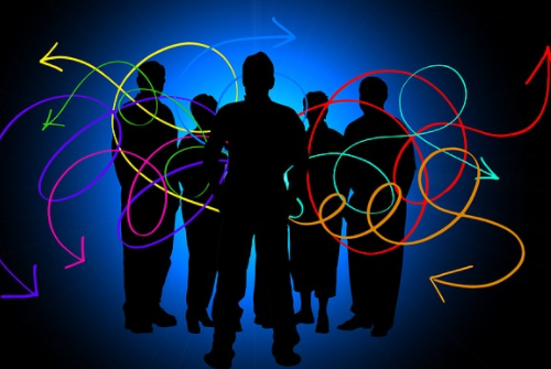 高情商聊天技巧分享 提高人際關系的方法