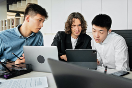 怎樣提高溝通能力?(提高職場人交流能力的技巧)