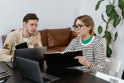 職場(chǎng)忌選的話題 職場(chǎng)宜選的話題