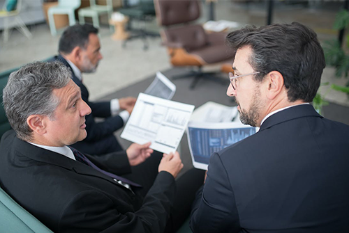 職場(chǎng)人如何提高創(chuàng)新能力？實(shí)現(xiàn)行業(yè)領(lǐng)先方法是什么？