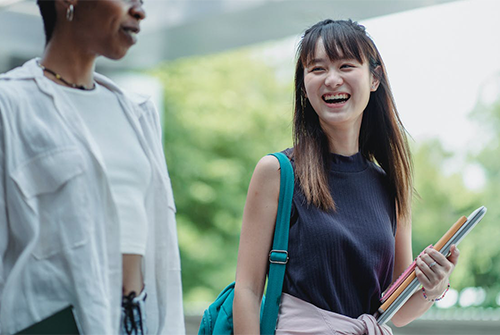 職場新人應(yīng)該如何做才能快速融入職場？