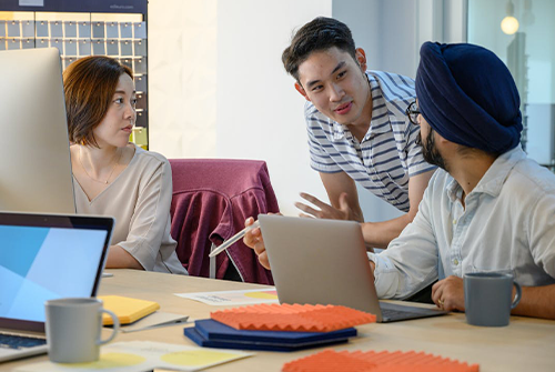 如何提高職場情商？（提升職場人際關系能力的方法）