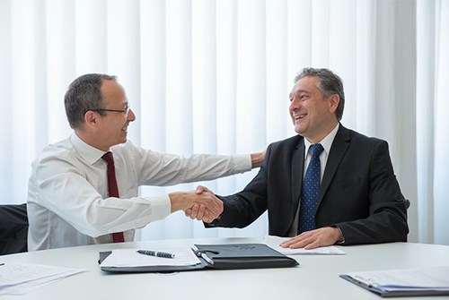 初入職場如何與同事溝通？（職場新人與人溝通小技巧）