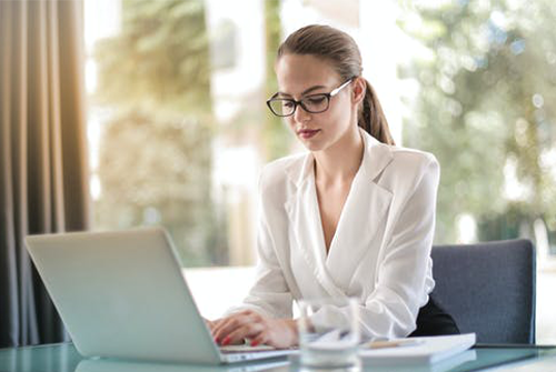 職場工作人員都需要掌握什么素質和能力？