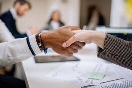 職場說話有哪些技巧?(優秀職場人溝通小技巧)