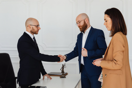 職場人如何營銷自己?(職場推銷自我的方法)