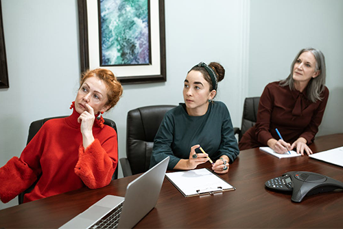 職場提升溝通表達能力方法（職場人如何培養工作能力？）