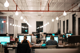 企業員工的績效考核方案案例