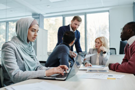 企業(yè)老員工怎樣管理？（管理老員工的9種有效方法）