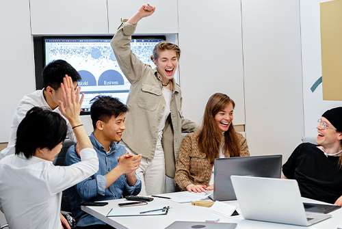 企業(yè)管理核心是什么？（企業(yè)如何管理員工？）