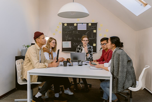 企業領導人如何管理老員工？（管理老員工的九個方法）