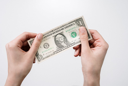 造成企業(yè)用工成本升高的主要原因是什么？