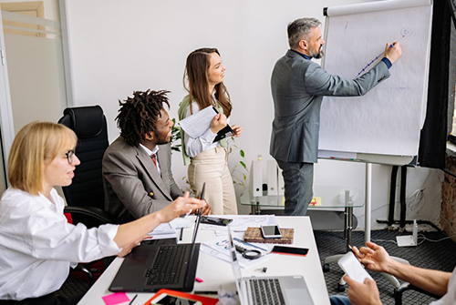 團(tuán)隊(duì)領(lǐng)導(dǎo)人提高領(lǐng)導(dǎo)力的幾個(gè)技巧