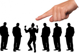 企業解聘優秀員工又招聘新人的4個原因