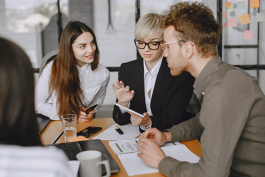 一線管理者怎樣管理員工？（企業領導管理員工的技巧）