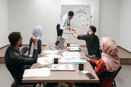 團(tuán)隊(duì)領(lǐng)導(dǎo)者管理員工的有效方法