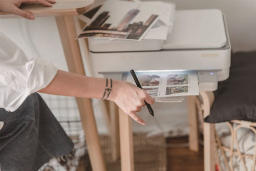 辦公室的新添的電腦連接打印機的步驟