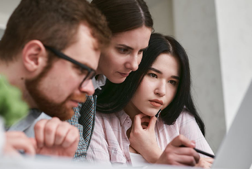 如何與員工溝通？（與不同員工的溝通技巧）