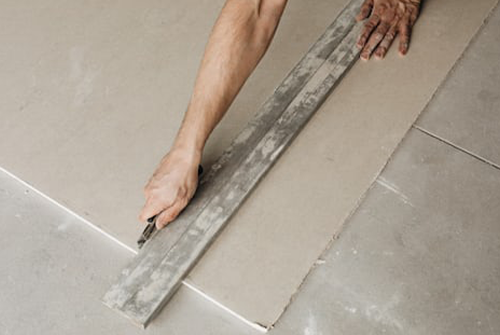 辦公室裝修用哪種地板好？（如何選擇辦公室地板？）