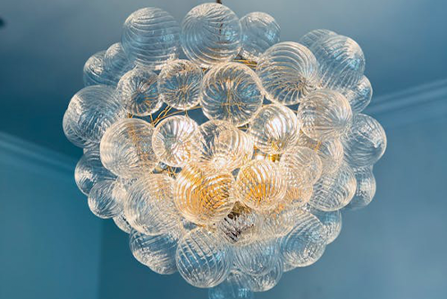 辦公室裝修設計中哪種光源適合？