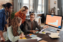 會議室選擇LED顯示屏有什么優勢？