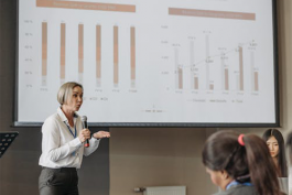 會議大屏幕哪種好？（選擇LED、LCD還是觸摸一體屏）