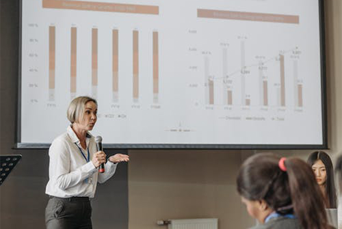 會議大屏幕哪種好？（選擇LED、LCD還是觸摸一體屏）