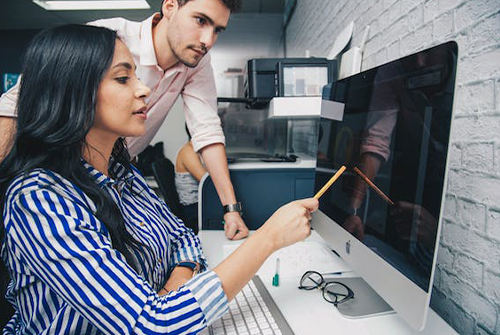 會議室常用的顯示產品的特點及適用場景？