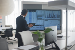 會議室大屏幕應該選擇哪個顯示設備?