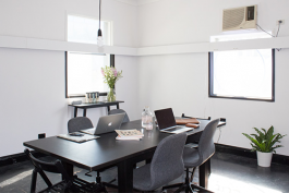 新公司辦公桌椅如何選擇?(辦公室桌椅的各種款式)