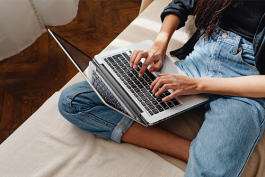 如何做拼多多居家客服?客服基本技能和知識有哪些?