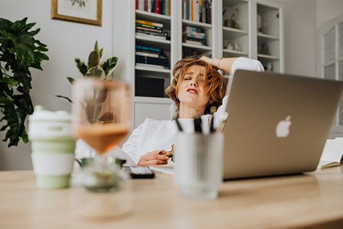 為什么沒人愿做電商客服？客服辛苦嗎？