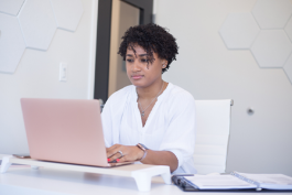 做電話客服怎么樣?要求是什么?