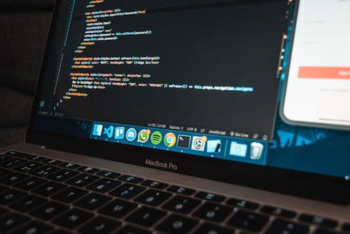 如何挑選在線客服系統(tǒng)？完善的在線客服系統(tǒng)具有哪些功能？