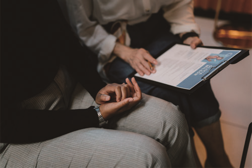 畢業(yè)生找工作要注意什么？畢業(yè)生簽勞動合同如何維權？