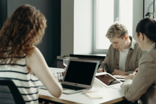 大學生主動求職的方法 大學生求職注意事項
