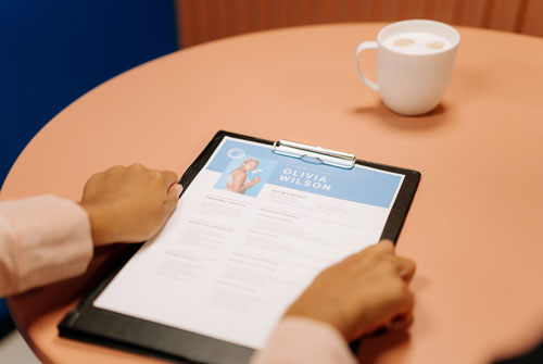 該怎樣在招聘會上填寫個人簡歷？