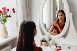 面試妝容的化妝技巧（化面試妝不暈妝的技巧）